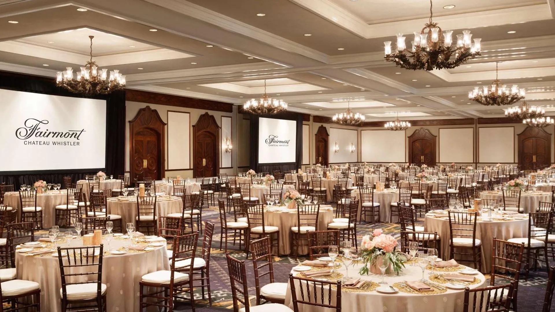 ***** Resort Fairmont Chateau Whistler Canada